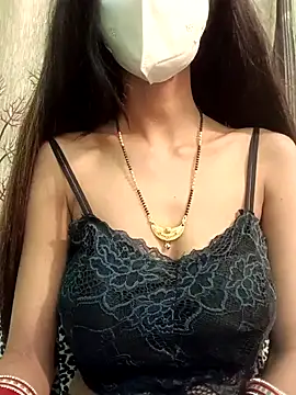 Stripper Maahi online show from 01/14/25, 12:14