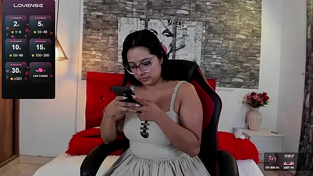 Emily sc online show from 03/15/25, 12:24