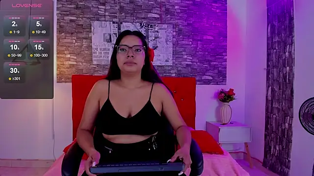 Emily sc online show from 03/22/25, 12:25