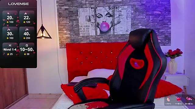 Emily sc online show from 09/19/25, 01:34