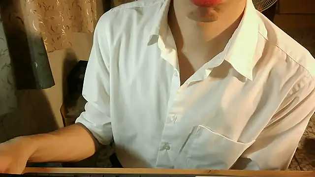 Snapshot of KYU890428 chatting on 11/07/25, 06:08 KYU890428 online show from 11/07/25, 06:08