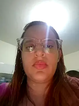 Snapshot of AliceRuivinha2 chatting on 01/16/25, 12:45 AliceRuivinha2 online show from 01/16/25, 12:45