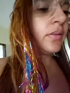 Snapshot of AliceRuivinha2 chatting on 09/24/25, 12:41 AliceRuivinha2 online show from 09/24/25, 12:41