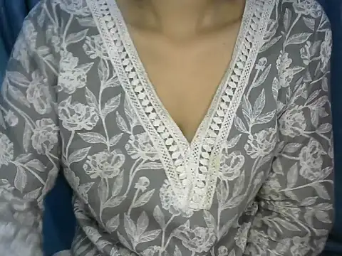 Snapshot of Horny_honey69 chatting on 01/19/25, 03:32 Horny honey69 online show from 01/19/25, 03:32