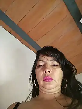 Snapshot of Alexarica46 chatting on 10/10/25, 12:37 Alexarica46 online show from 10/10/25, 12:37