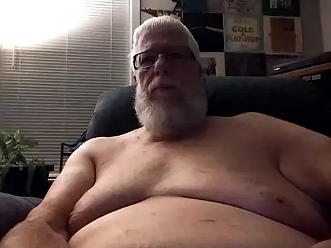 Snapshot of Futura_intx chatting on 09/15/25, 10:04 Futura intx online show from 09/15/25, 10:04