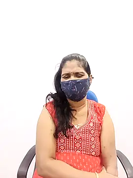 Snapshot of Lucky-Deepthi chatting on 02/16/25, 06:21 Lucky-Deepthi online show from 02/16/25, 06:21