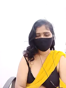 Lucky-Deepthi online show from 10/25/25, 12:18