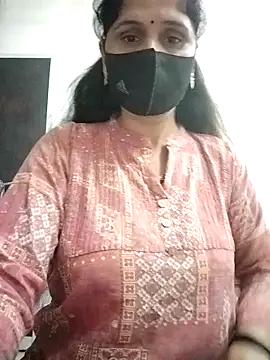 priyancyfun online show from 10/17/25, 04:20