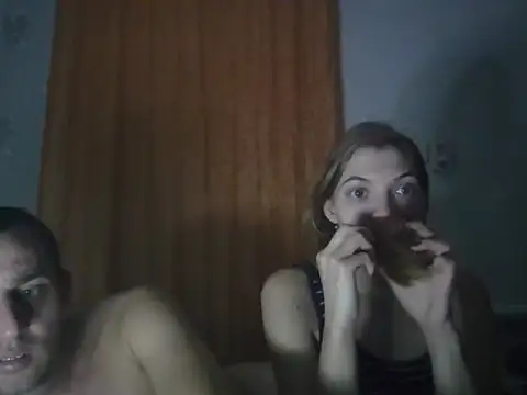 Snapshot of ParaFox chatting on 11/20/25, 09:25 ParaFox online show from 11/20/25, 09:25