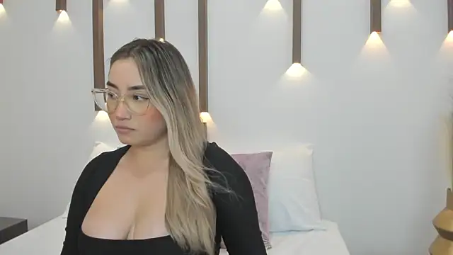 antonella cutie  online show from 02/10/25, 12:08