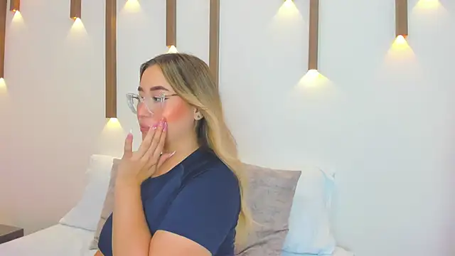 antonella cutie  online show from 03/10/25, 03:30