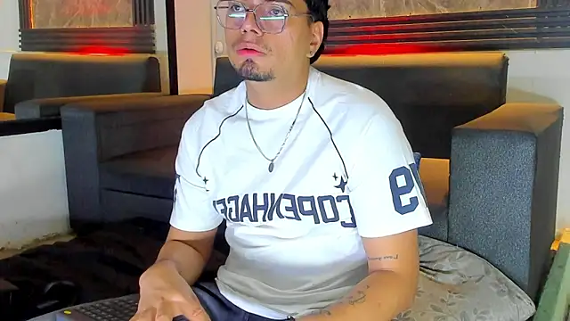EnriquevillaF online show from 09/22/25, 12:07