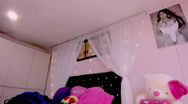 Aliana Ross online show from 03/01/25, 11:50