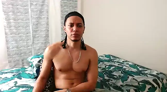 Snapshot of mike_rolly_hot chatting on 01/13/25, 12:09 mike rolly hot online show from 01/13/25, 12:09