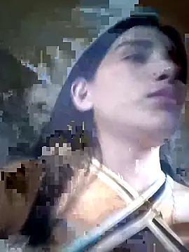 Snapshot of the_queen_of_street chatting on 10/11/25, 02:11 the queen of street online show from 10/11/25, 02:11