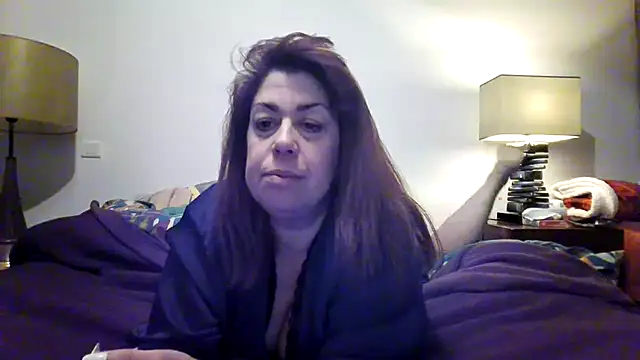 Snapshot of sweetinside_ chatting on 02/08/25, 05:29 sweetinside online show from 02/08/25, 05:29