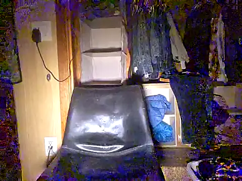 hesjustafriend online show from 10/10/25, 09:52