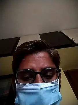 Snapshot of vannaaaa100 chatting on 01/08/25, 02:14 vannaaaa100 online show from 01/08/25, 02:14