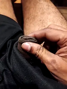 Snapshot of vannaaaa100 chatting on 12/03/25, 01:20 vannaaaa100 online show from 12/03/25, 01:20