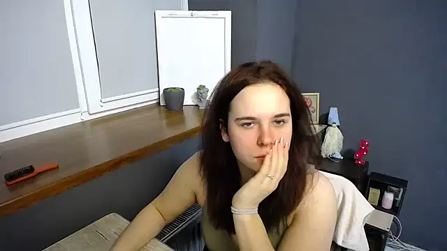 Snapshot of mini_girly chatting on 01/28/25, 01:16 mini girly online show from 01/28/25, 01:16