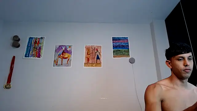 HOTLATINO2025 online show from 10/17/25, 04:31