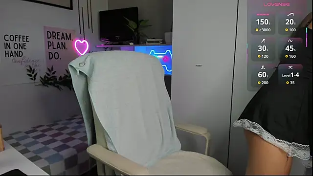 Snapshot of SofiaLolipop chatting on 09/23/25, 01:25 SofiaLolipop online show from 09/23/25, 01:25