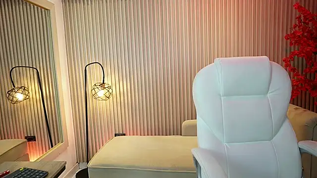 Emma Walkerr  online show from 09/10/25, 07:03