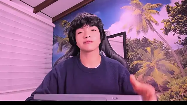 AllanYong18 online show from 02/09/25, 05:29