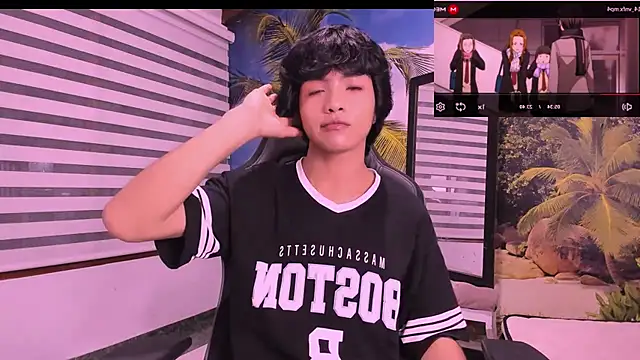 AllanYong18 online show from 02/18/25, 02:38