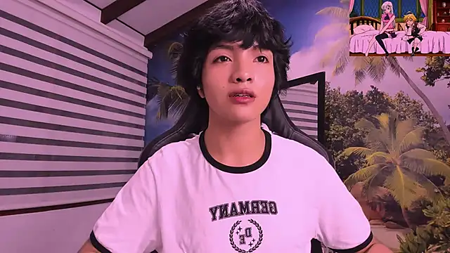 AllanYong18 online show from 02/20/25, 06:17