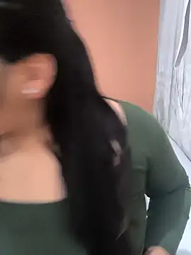 Snapshot of morecita29 chatting on 11/15/25, 04:32 morecita29 online show from 11/15/25, 04:32