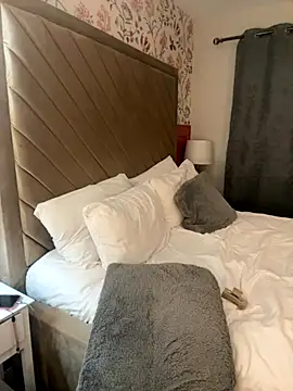 Snapshot of lucyRose_xoxox chatting on 10/01/25, 05:41 lucyRose xoxox online show from 10/01/25, 05:41