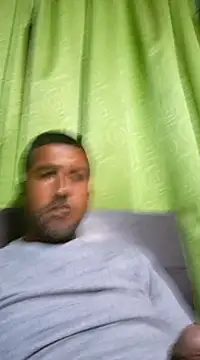 Snapshot of ElHades086 chatting on 01/13/25, 01:45 ElHades086 online show from 01/13/25, 01:45