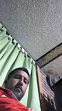 Snapshot of ElHades086 chatting on 02/19/25, 11:17 ElHades086 online show from 02/19/25, 11:17