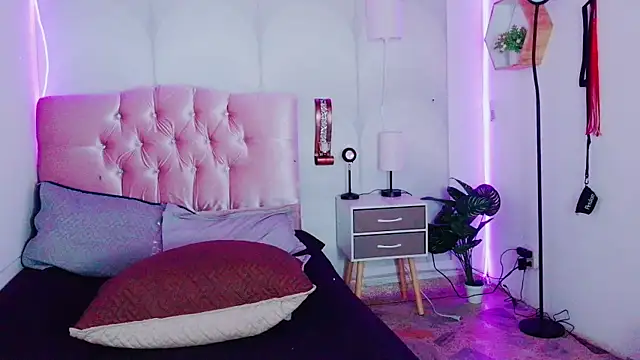 madison oli online show from 02/28/25, 06:20