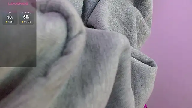 Candy Mendez online show from 11/06/25, 12:28