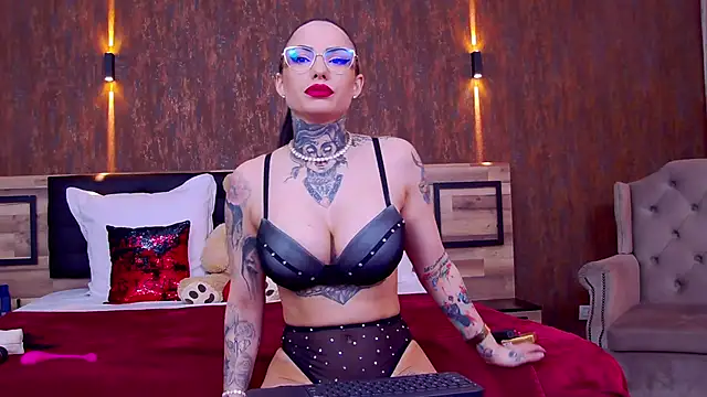 Snapshot of NataliaCristal chatting on 01/18/25, 06:45 NataliaCristal online show from 01/18/25, 06:45