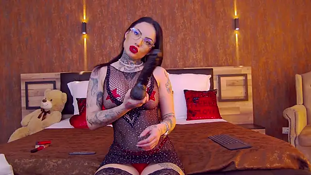 Snapshot of NataliaCristal chatting on 02/13/25, 09:51 NataliaCristal online show from 02/13/25, 09:51