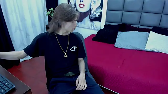 blondie lover69 online show from 01/12/25, 07:42