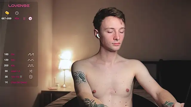 Snapshot of Calvin_Polanski chatting on 11/05/25, 06:19 Calvin Polanski online show from 11/05/25, 06:19