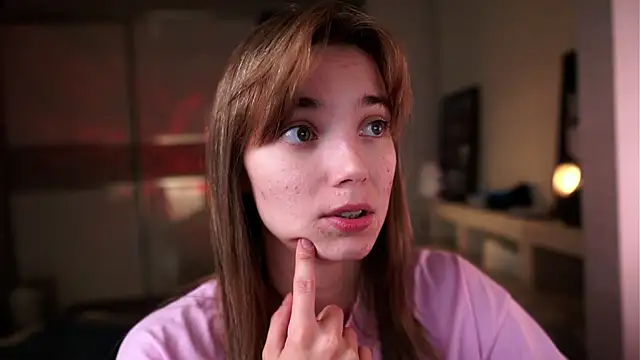 Snapshot of ileanacampbe chatting on 10/08/25, 04:21 ileanacampbe online show from 10/08/25, 04:21