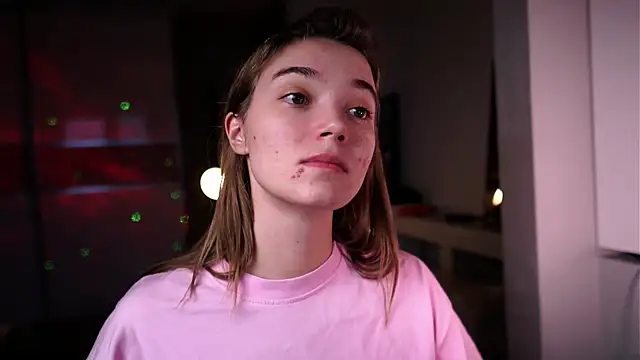 Snapshot of ileanacampbe chatting on 10/27/25, 04:05 ileanacampbe online show from 10/27/25, 04:05