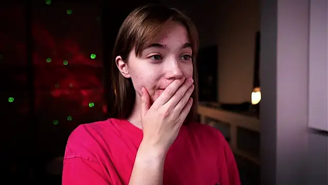 Snapshot of ileanacampbe chatting on 11/05/25, 04:56 ileanacampbe online show from 11/05/25, 04:56