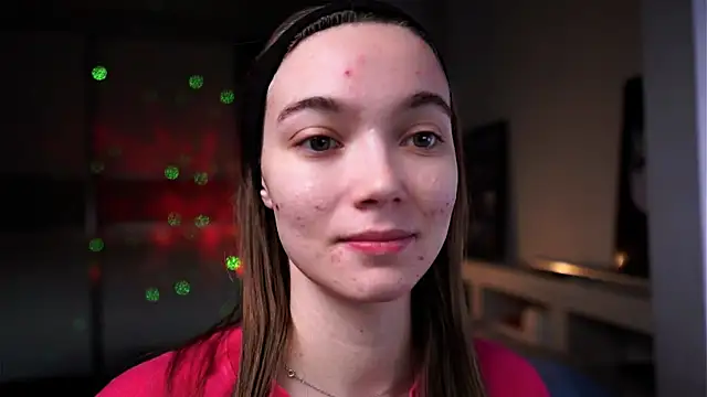 Snapshot of ileanacampbe chatting on 11/17/25, 04:51 ileanacampbe online show from 11/17/25, 04:51