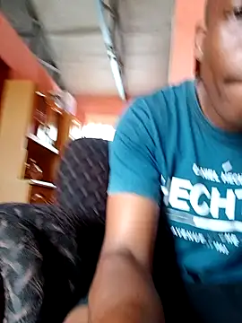 Snapshot of bshabza chatting on 01/30/25, 01:21 bshabza online show from 01/30/25, 01:21