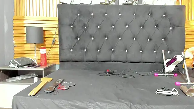 SalomeSimonz online show from 11/09/25, 07:34