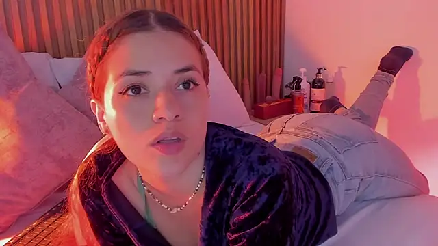 alliss ginger  online show from 10/09/25, 07:34