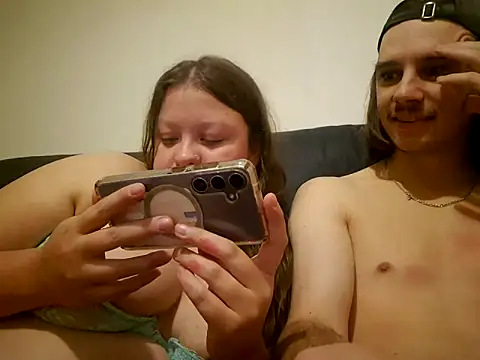 Laurajade9 online show from 01/11/25, 01:01