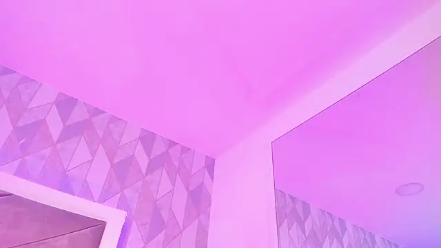 Snapshot of Sara__collins__ chatting on 01/11/25, 04:25 Sara collins online show from 01/11/25, 04:25